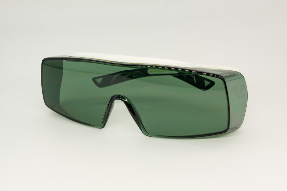 Laser safety glasses, 1470–1940 nm